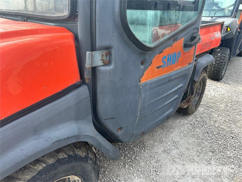 Kubota RTV1100 ماكينات منفعة عامة