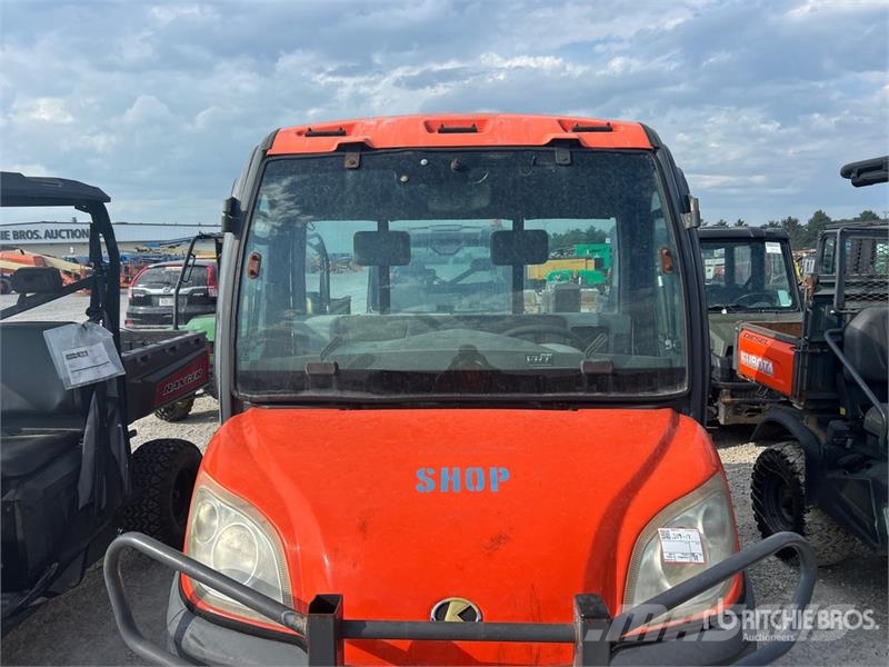 Kubota RTV1100 ماكينات منفعة عامة