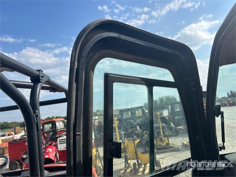 Kubota RTV1100 ماكينات منفعة عامة