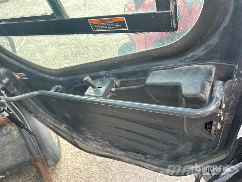 Kubota RTV1100 ماكينات منفعة عامة