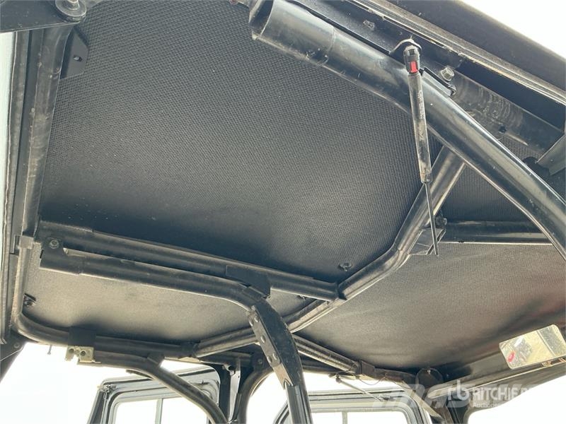 Kubota RTV1140CPX Підсобні машини
