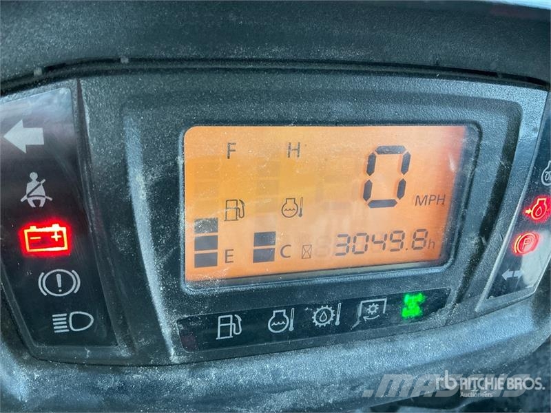 Kubota RTV1140CPX Підсобні машини