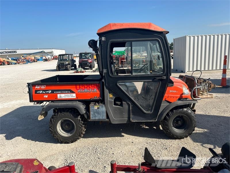 Kubota RTV900 Komunālās mašīnas