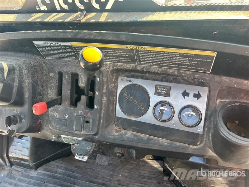 Kubota RTV900 Komunālās mašīnas