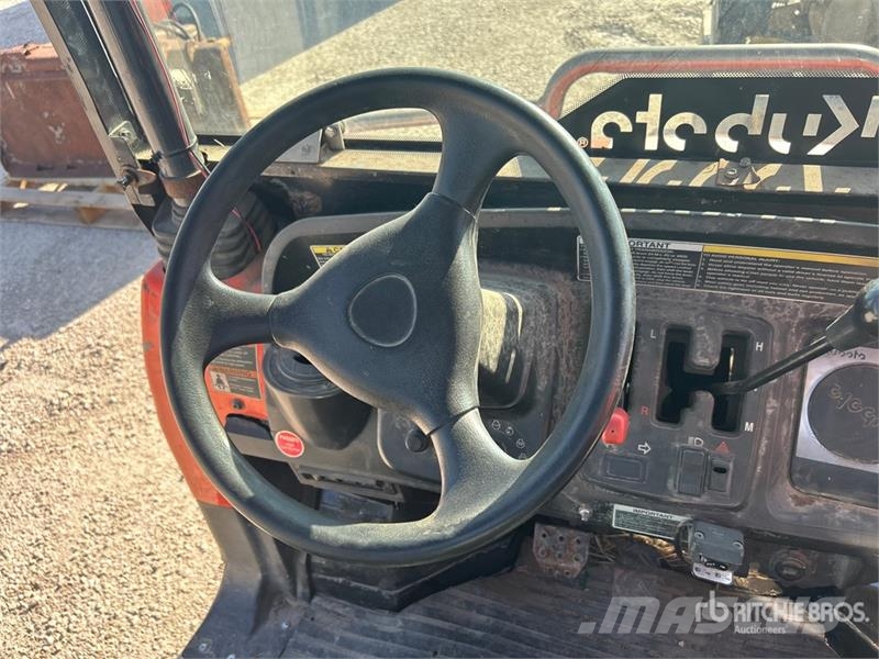 Kubota RTV900 Komunālās mašīnas