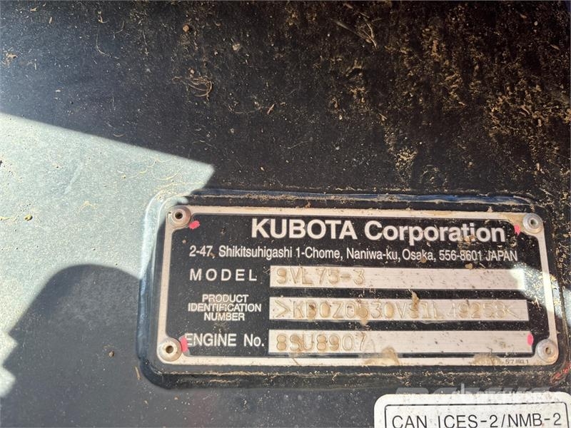 Kubota SVL72-3 Two-Speed Compact Track Loader Kompaktrakodók