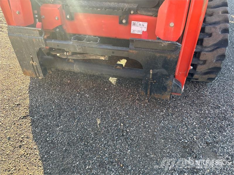 Kubota SVL72-3 Two-Speed Compact Track Loader Kompaktrakodók
