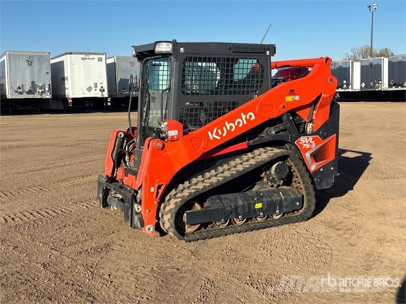 Kubota SVL72-3 Two-Speed Compact Track Loader Kompaktrakodók