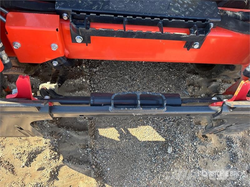Kubota SVL75-3 Two-Speed High Flow Compact Track Loader Minicargadoras