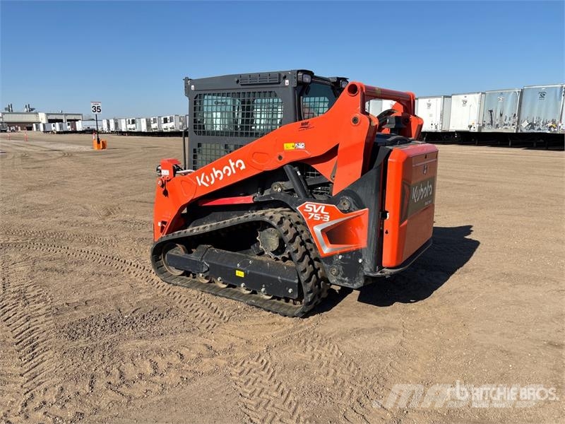 Kubota SVL75-3 Two-Speed High Flow Compact Track Loader Minicargadoras