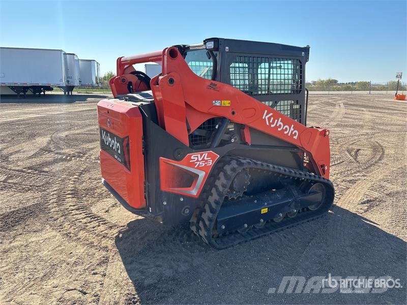 Kubota SVL75-3 Two-Speed High Flow Compact Track Loader Minicargadoras