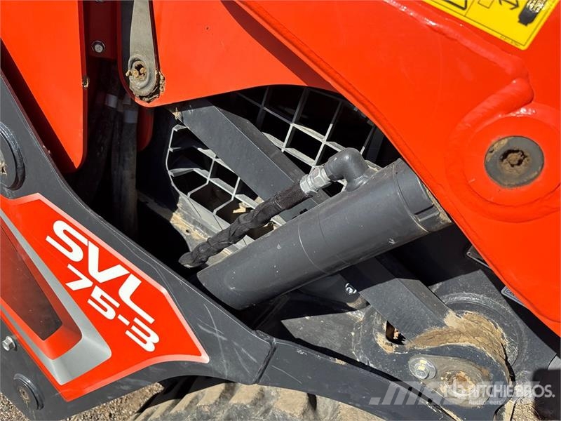 Kubota SVL75-3 Two-Speed High Flow Compact Track Loader Minicargadoras