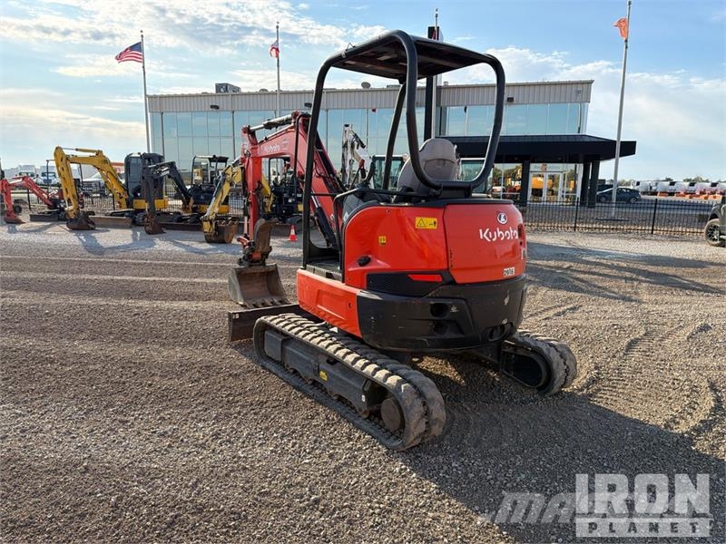 Kubota U35-4 Miniescavatori