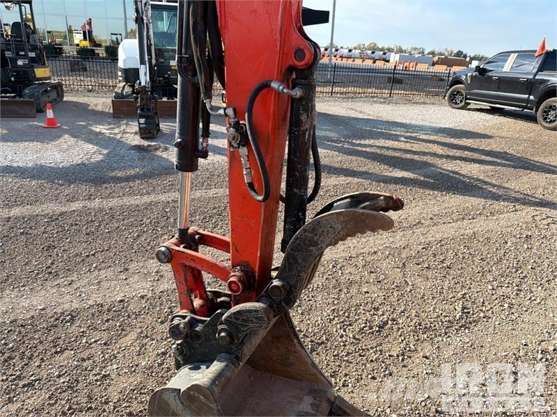 Kubota U35-4 Miniescavatori