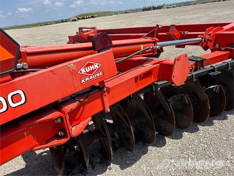 Kuhn Krause 8300 34 ft Offset Vertical Disc Gradas de discos