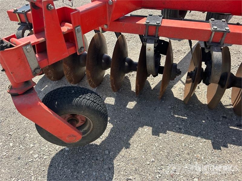 Kuhn Krause 8300 34 ft Offset Vertical Disc Gradas de discos