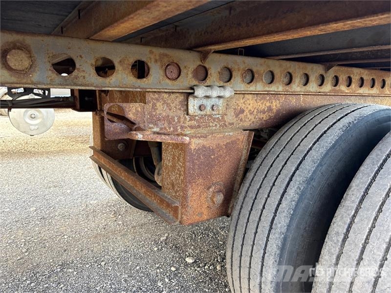  Kuzzy 53 ft x 102 in T/A Van Trailer Cajas de remolque
