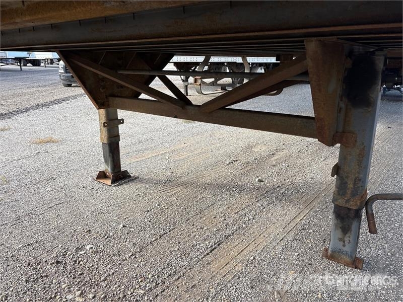  Kuzzy 53 ft x 102 in T/A Van Trailer Cajas de remolque