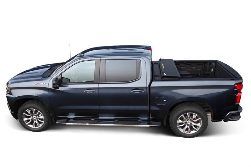  Leer HF650M Quad-Folding Tonneau Cover (Unused) معدات النقل - غير ذلك