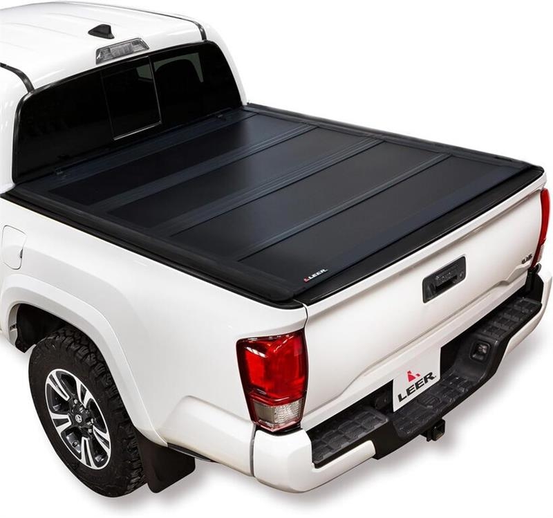  Leer HF650M Quad-Folding Tonneau Cover (Unused) معدات النقل - غير ذلك