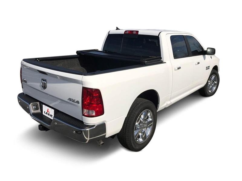  Leer Latitude Soft Folding Tonneau Cover (Unused) معدات النقل - غير ذلك