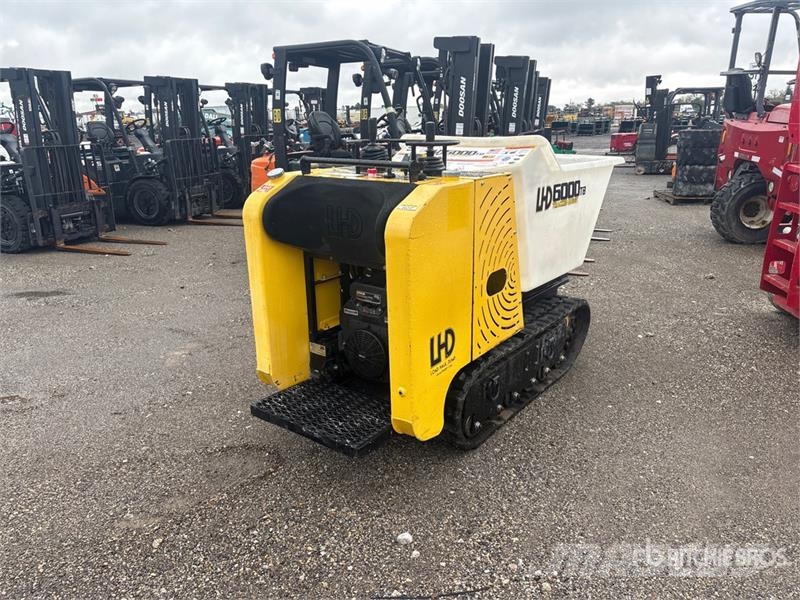 LHD 6000 Stand-On Crawler Concrete Buggy Priedai