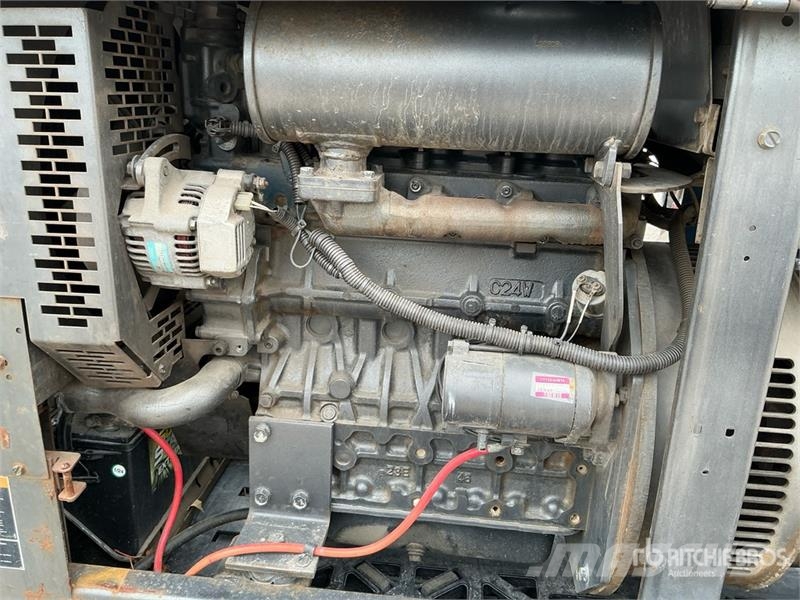 Lincoln Electric Electric Pipeliner 200 300 A Stick Engine Svejsemaskiner
