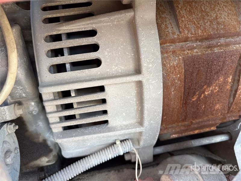 Lincoln Ranger 330MPX 330 A 3-in-1 Engine Driven Welder Svářecí stroje