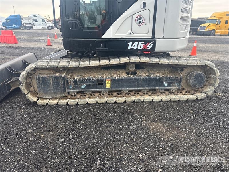 Link-Belt 145X4DZ Tracked Excavator Crawler excavators