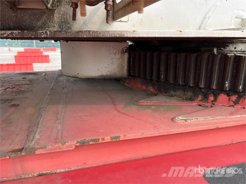 Link-Belt HTC830 30 ton 6x4 Hydraulic Truck Crane Pásové jeřáby