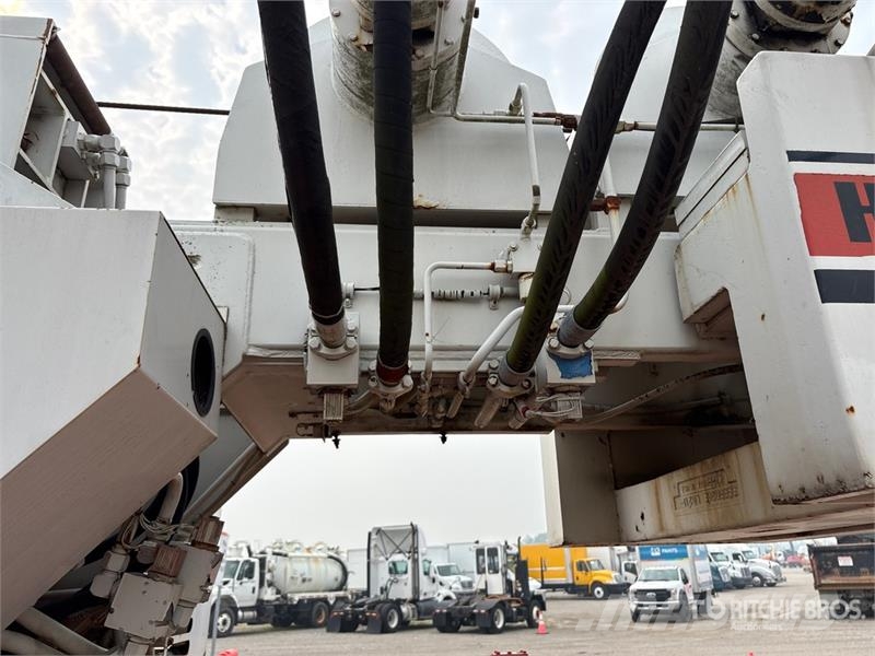 Link-Belt HTC830 30 ton 6x4 Hydraulic Truck Crane Pásové jeřáby