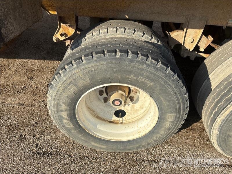 Load King 15 ft Tri/A Belly Dump Trailer ダンプトレーラー