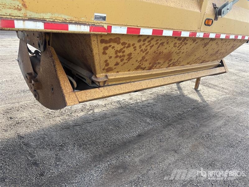 Load King 15 ft Tri/A Belly Dump Trailer ダンプトレーラー