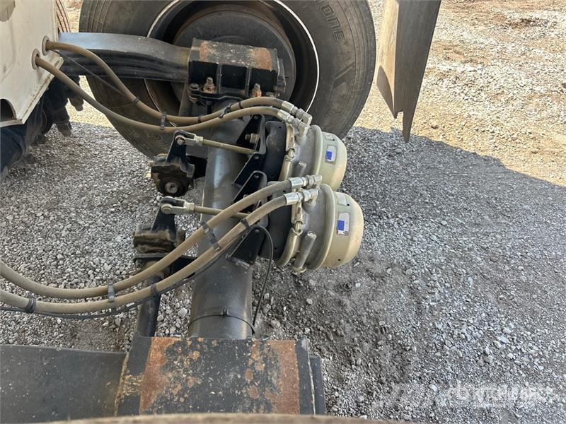 Load King 32 ft T/A End Dump Trailer 自卸拖车