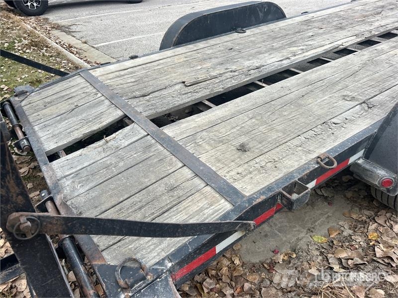 Load Trail 20 ft T/A Equipment Trailer Auto pārvadāšanas treileri
