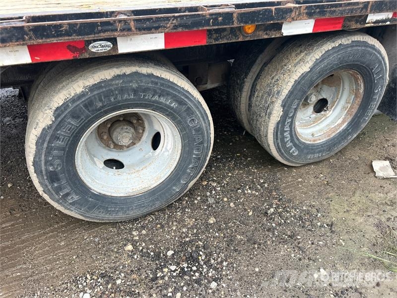 Load Trail 30 ft T/A Gooseneck Equipment Trailer Araç nakil römorklari