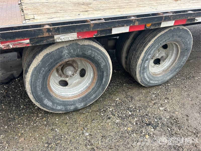 Load Trail 30 ft T/A Gooseneck Equipment Trailer Araç nakil römorklari