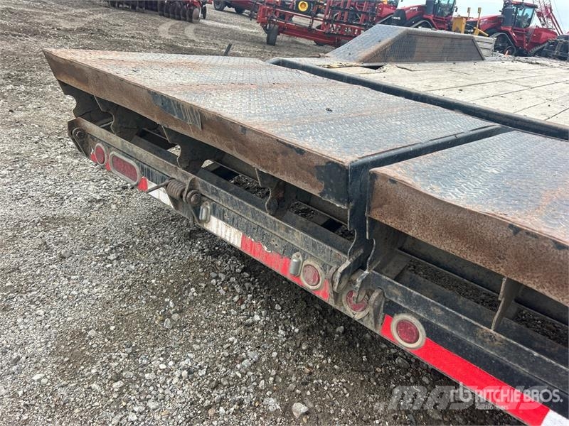 Load Trail CH022414K 24 ft T/A Equipment Trailer Járműszállító pótkocsik
