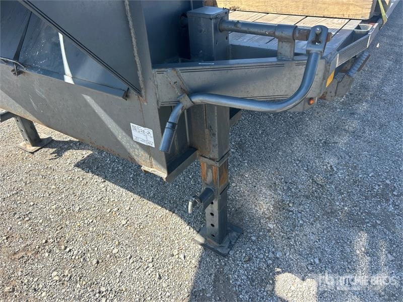 Lone Star 6450 lb 40 ft T/A Gooseneck Flatbed Trai Platformas/izkraušana no sāniem