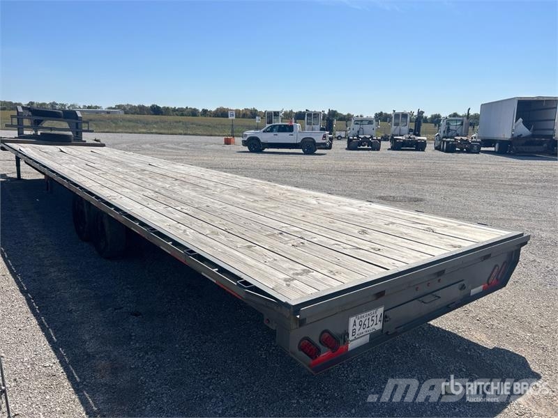 Lone Star 6450 lb 40 ft T/A Gooseneck Flatbed Trai Platformas/izkraušana no sāniem
