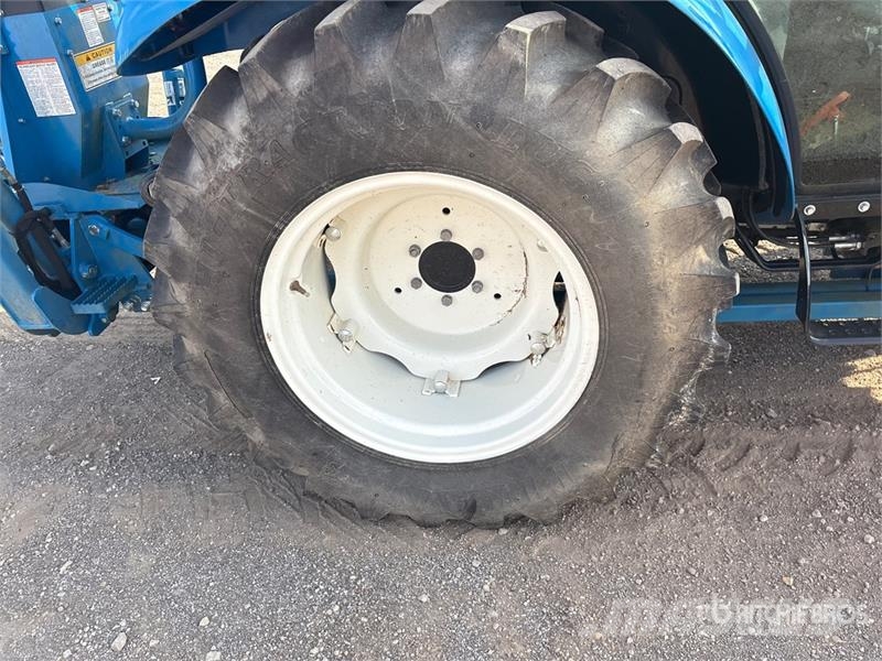 LS Mtron MT357C 4WD Utility Tractor Kompakttraktorer