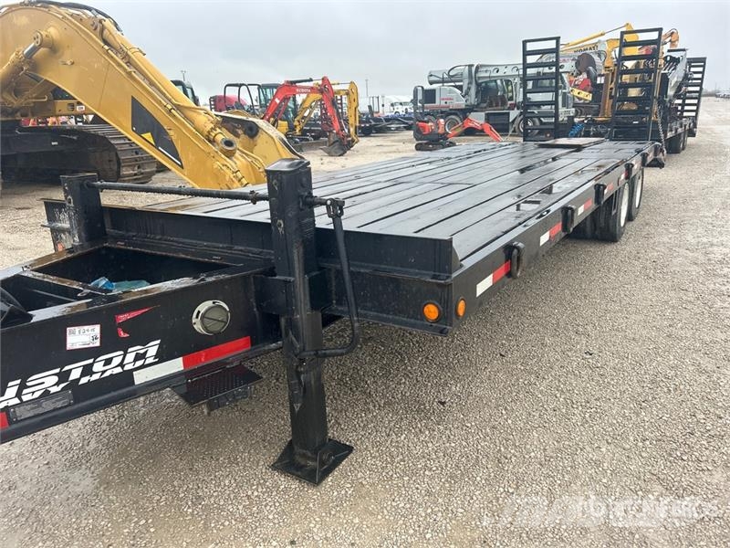 Lucon 22T232ALP 29 ft T/A Equipment Trailer Autotransport-Anhänger