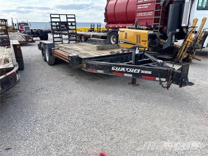 Lucon 8T152FCBW 22 ft T/A Equipment Trailer Oprijwagen
