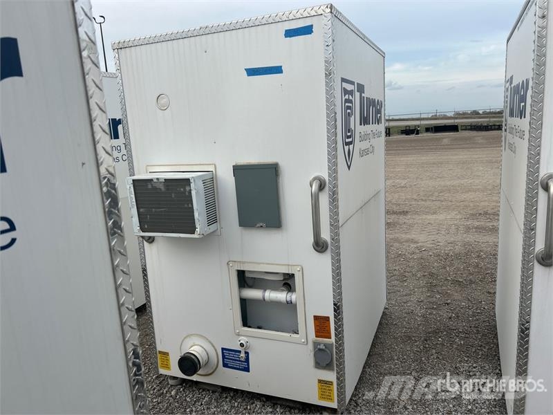 LuxLav H3 4 ft 11 in x 4 ft 1 in 1 Person Skid-Mou Outros componentes