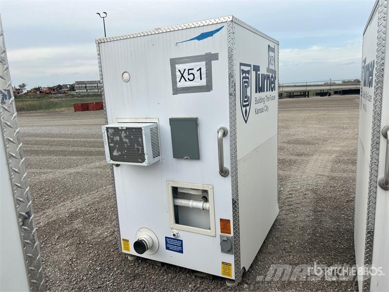  LuxLav H3 4 ft 11 in x 4 ft 1 in 1 Person Skid-Mou Outros componentes