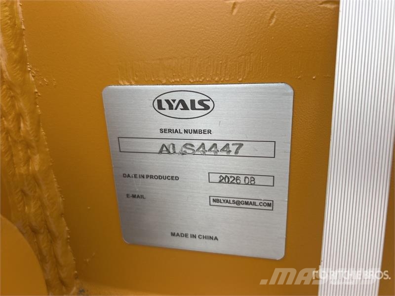 LYALS ALS EB320 46 in Digging Excavator Bucket (Un دلاء