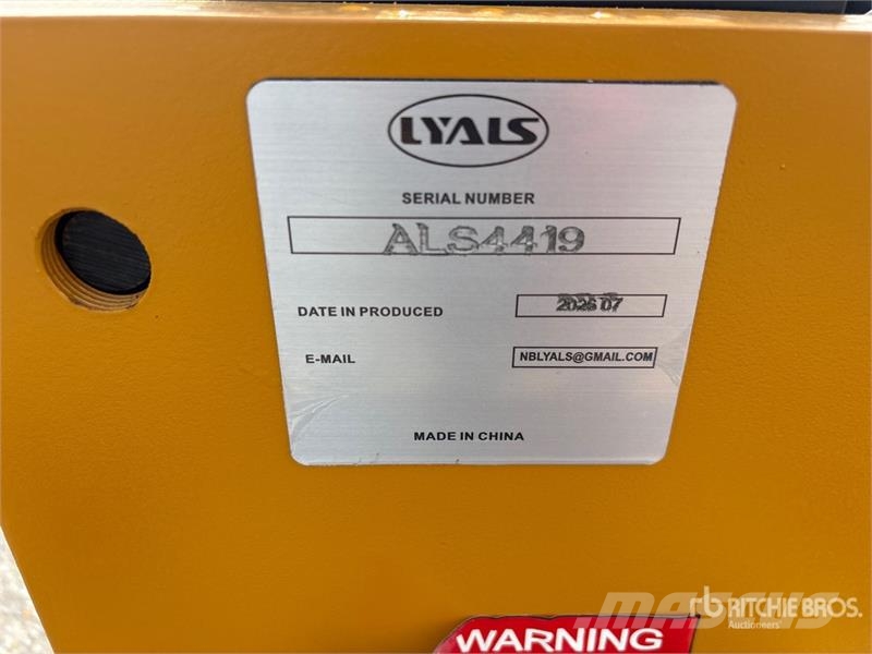 LYALS ALS680 Skid Steer Post Driver (Unused) Fencing equipment