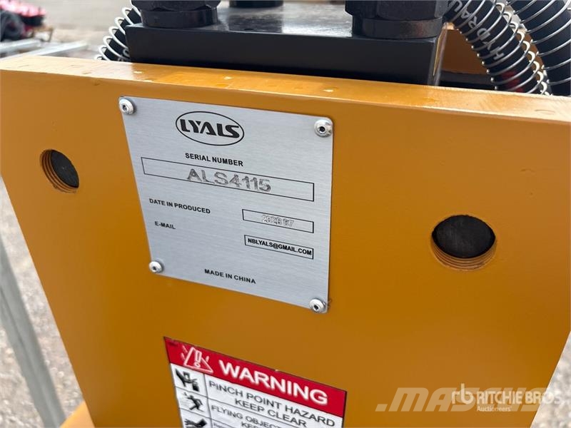 LYALS ALS680 Skid Steer Post Driver (Unused) Fencing equipment
