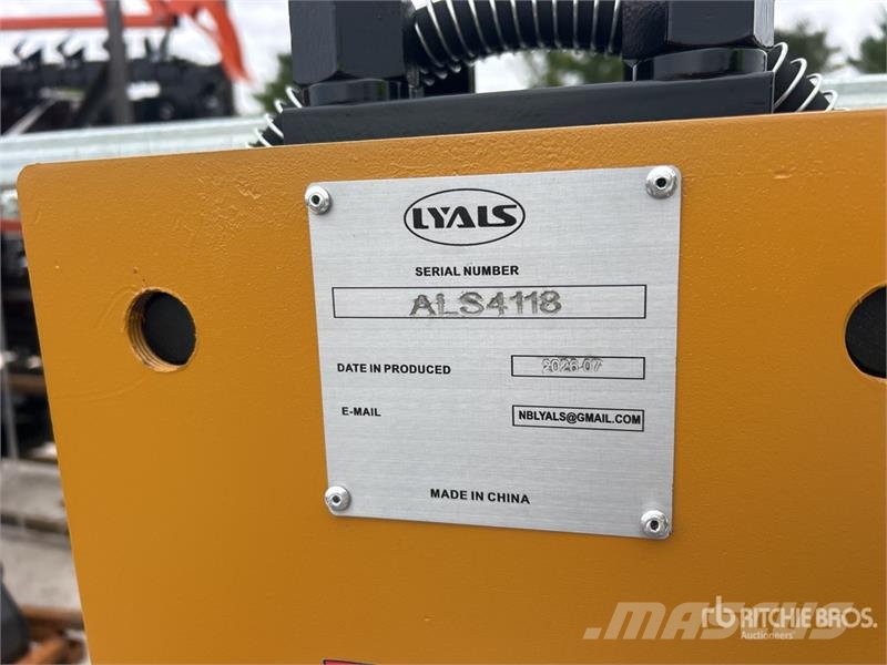 LYALS ALS680 Skid Steer Post Driver (Unused) Fencing equipment