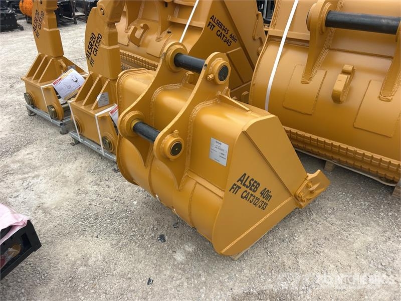  LYALS ALSEB313 40 in Digging Excavator Bucket (Unu دلاء
